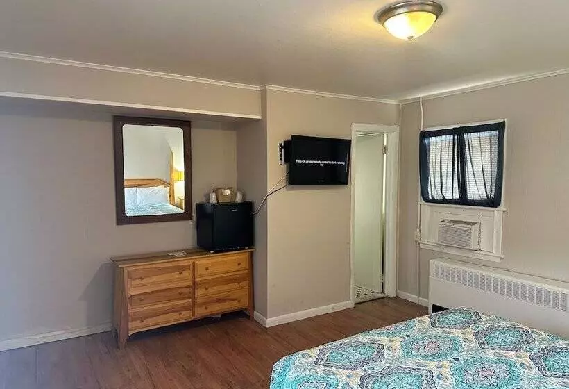 Standard-huone, Community Court Motel