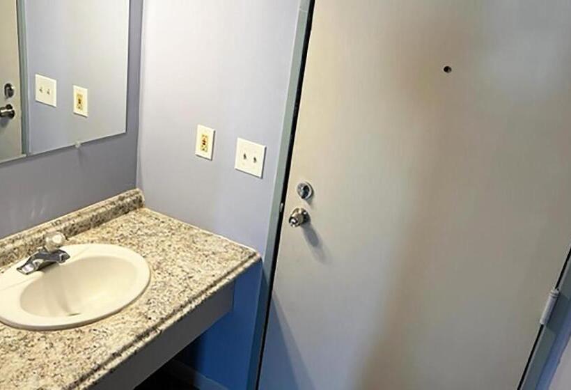 Номер Стандарт, Countryside Inn Motel Albert Lea