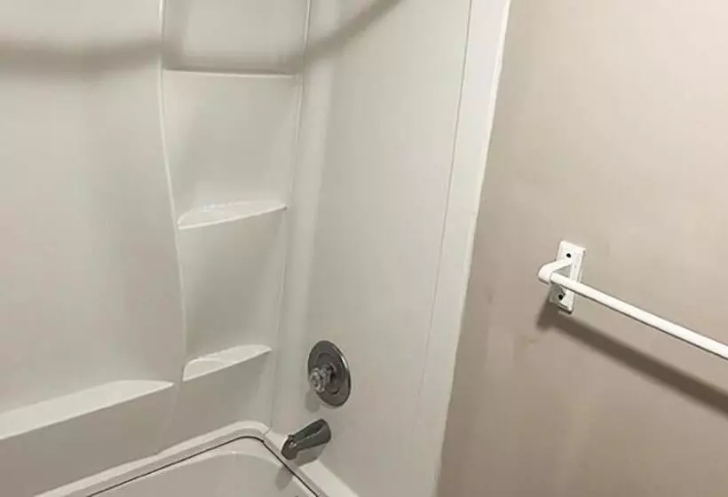 キングサイズベッドのスタンダードルーム, Countryside Inn Motel Albert Lea