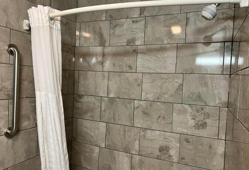 سوییت, Comfort Suites Louisville East