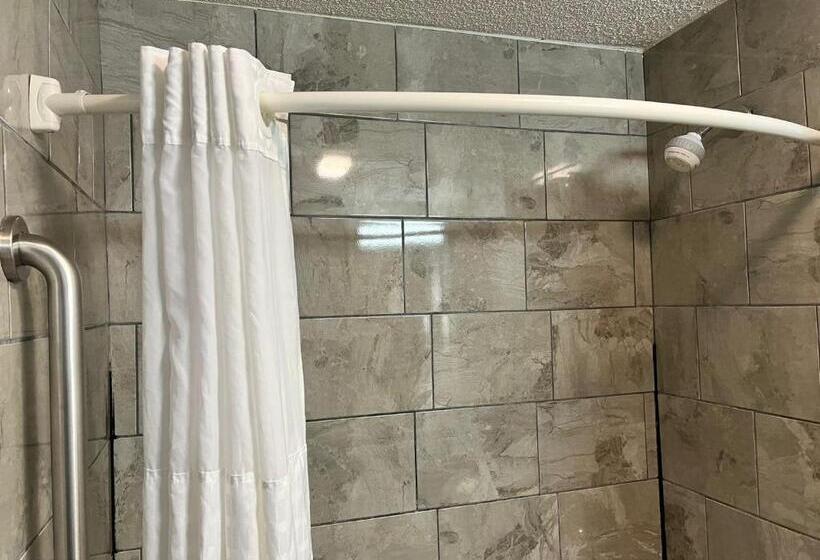 スイート, Comfort Suites Louisville East