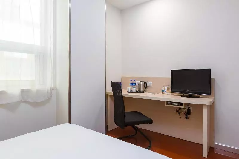 اتاق استاندارد با تخت بزرگ برای معلولان, Country Inn & Suites By Radisson Atlanta Airport North Ga