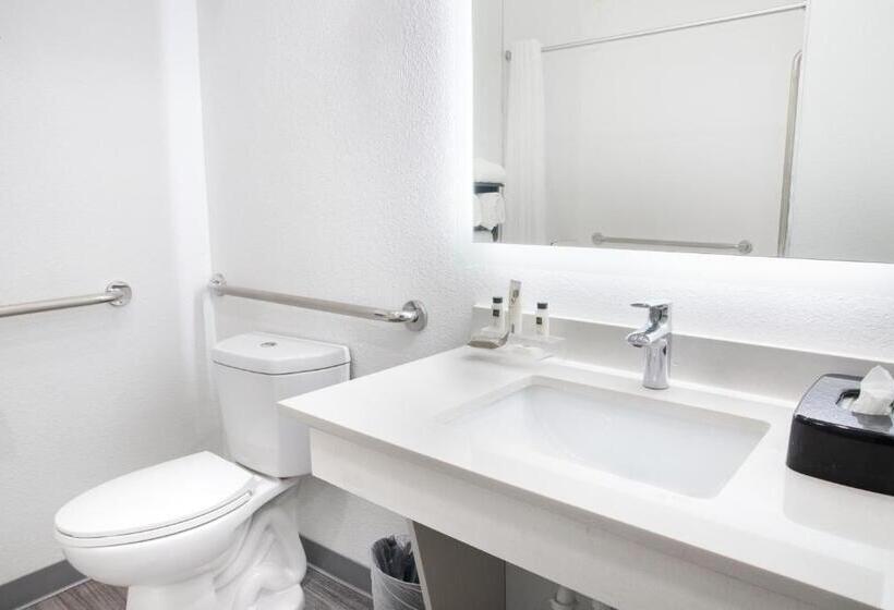 身障者適用キングサイズベッドルーム, Country Inn & Suites By Radisson, Columbus West, Oh