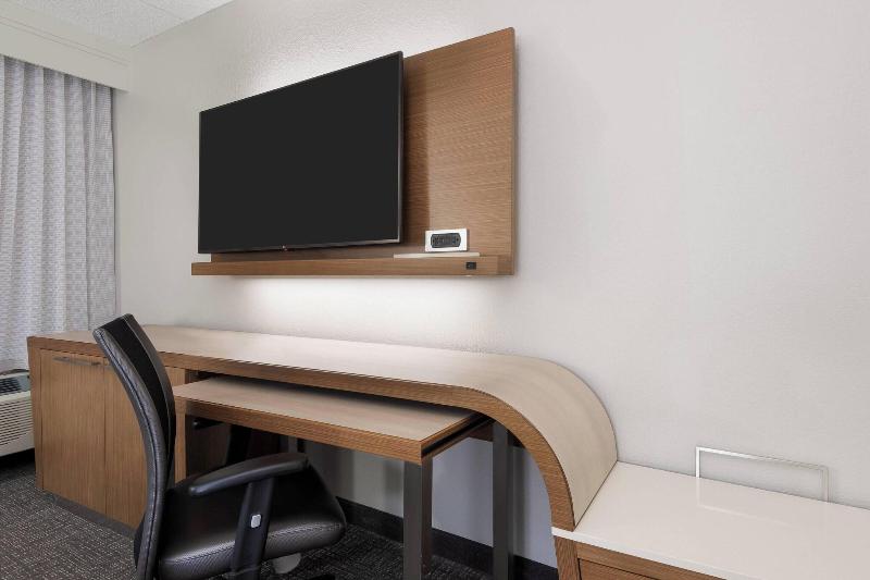 غرفة إدارية سرير كينج, Courtyard Tampa Downtown