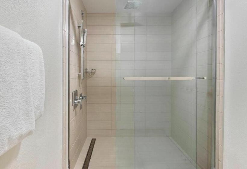 غرفة إدارية سرير كينج, Courtyard Tampa Downtown