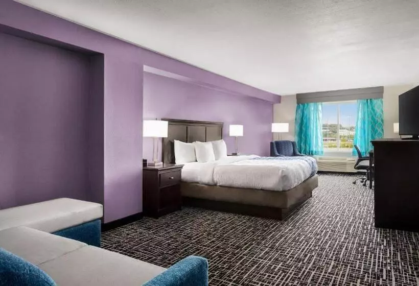 キングサイズベッドのデラックススイート, La Quinta By Wyndham Cookeville