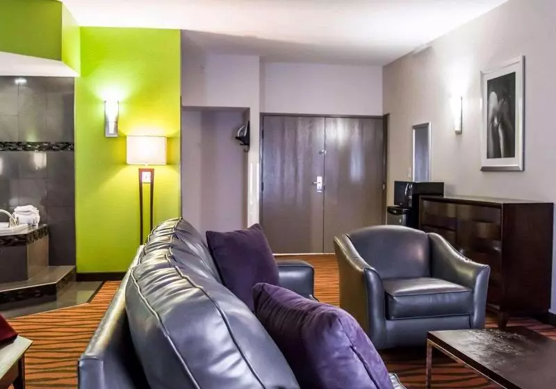 キングサイズベッドのスイートルーム, Quality Suites Fort Myers Airport I 75