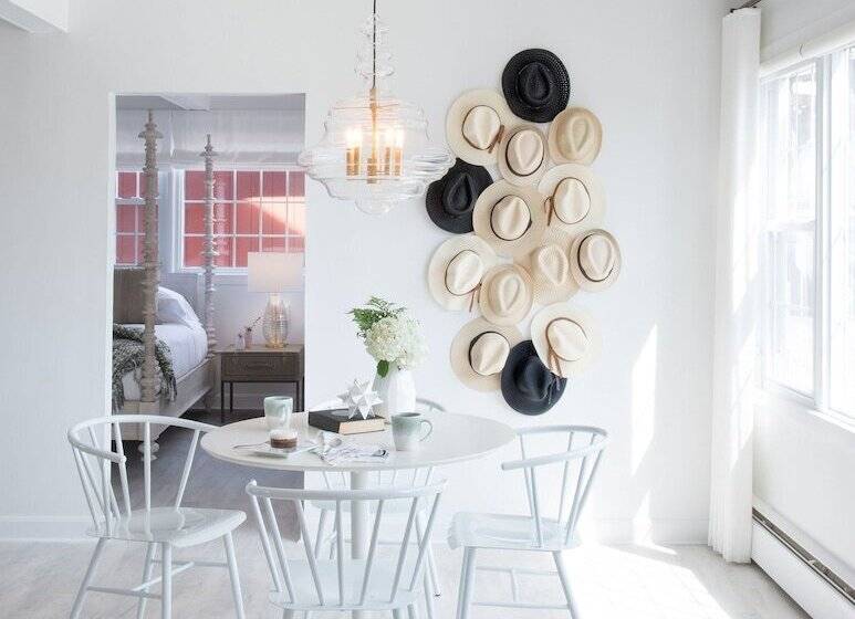 סוויטת 2 חדרי שינה, The Coonamessett