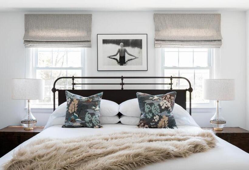 Люкс Повышенной Комфортности, The Coonamessett