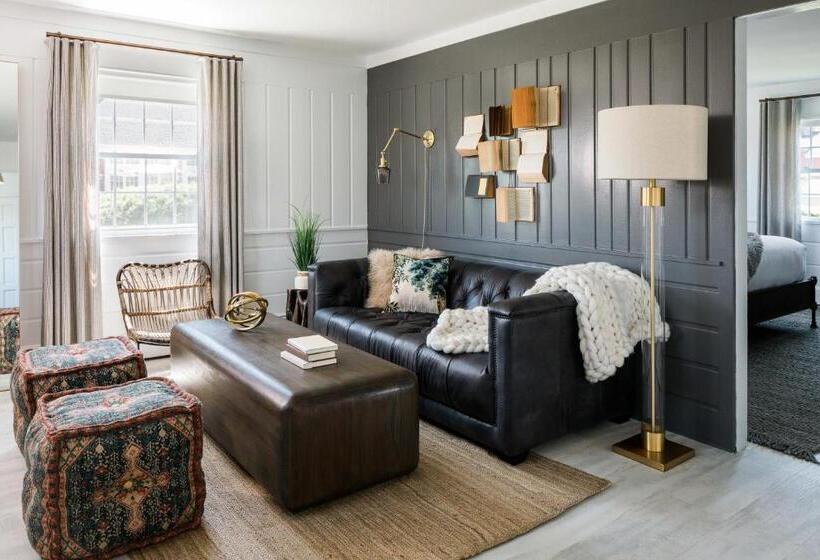 מיטת קינג בסוויטה, The Coonamessett