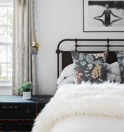 Люкс, The Coonamessett