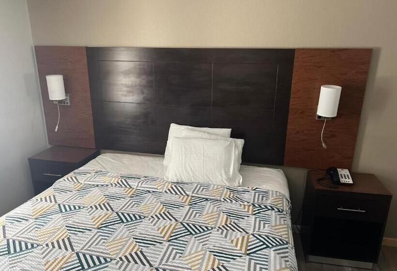 חדר סטנדרט עם מיטת קינג, Motel 6 Tulsa, Ok Airport