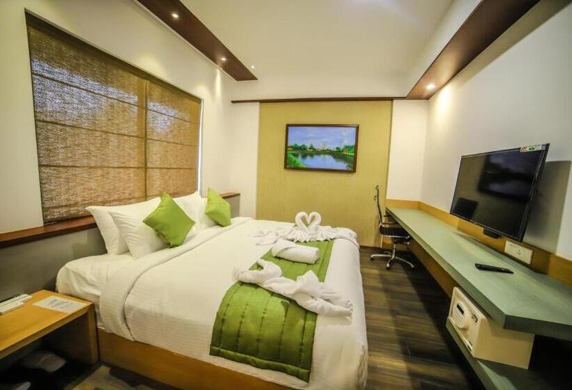 سوییت, Villa Maryam