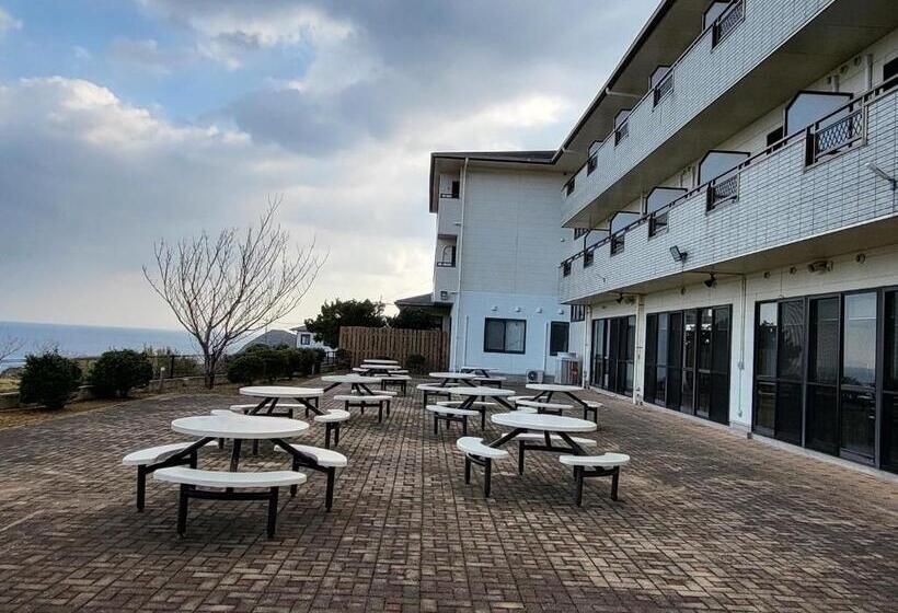 غرفة عائلية مطلّة علي البحر, Tsushima Dae A