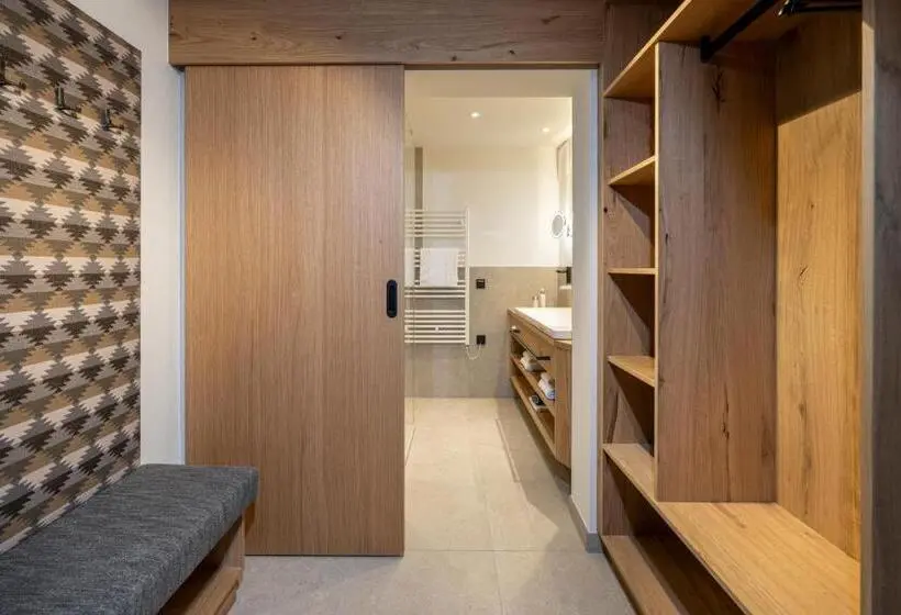 １ベッドルームペントハウスアパート, Apparthotel Zirbenhof