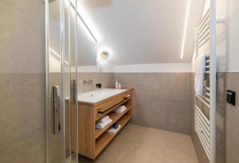 １ベッドルームペントハウスアパート, Apparthotel Zirbenhof