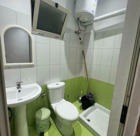 اتاق خانوادگی, Guesthouse Cami