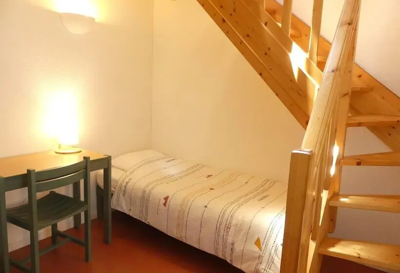 Camera Standard, Gîte De Llo