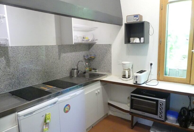 Семейный Номер, Gîte De Llo