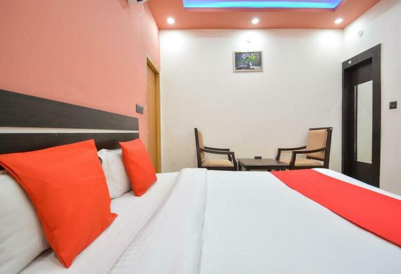 חדר קלאסי לשלושה, Oyo 28000  Shivay Residency