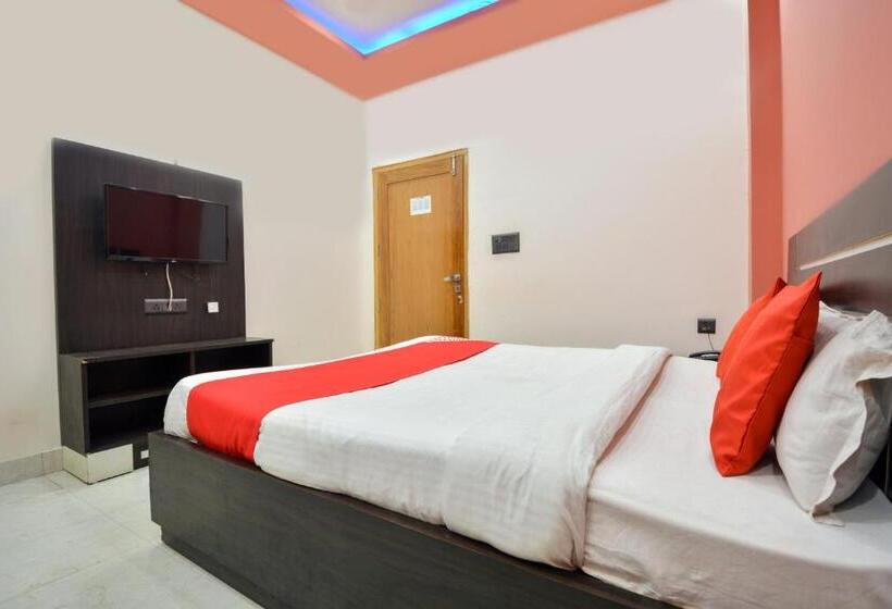 חדר קלאסי לשלושה, Oyo 28000  Shivay Residency