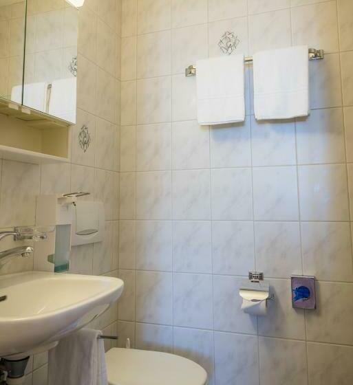 חדר סטנדרט לשלושה, Gasthof Drei Eidgenossen