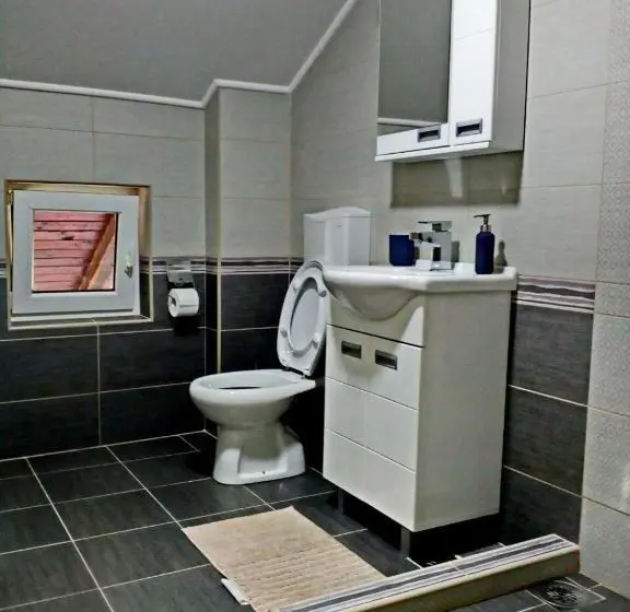 سوییت خانوادگی, Guest House Stankovic