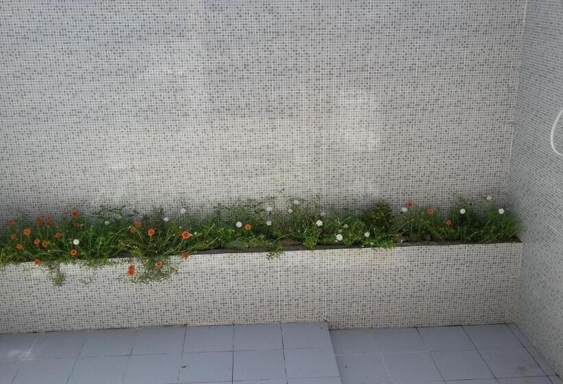 スタンダードインサイドビュールーム, Lombok Sunset Hideaway