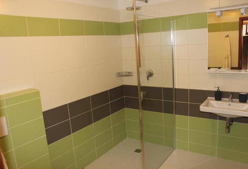 スタンダード４人部屋, Penzion Na Hrazi