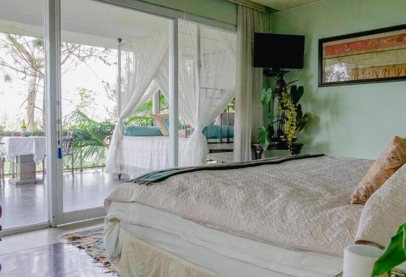 스탠다드 룸 킹사이즈 침대, Ruth's Bed & Breakfast