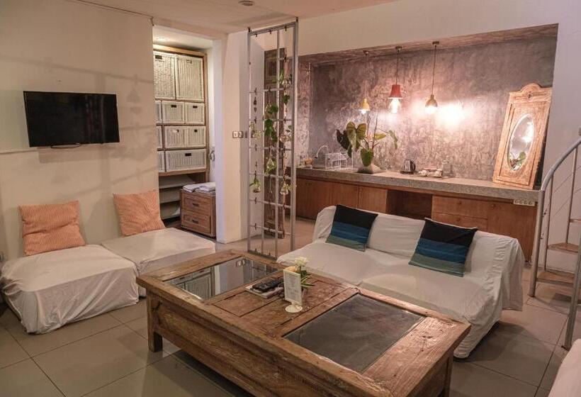 Студия Deluxe, Ruth's Bed & Breakfast