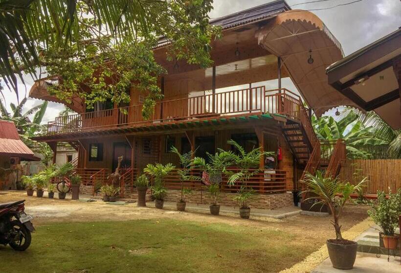 استودیوی استاندارد, Pitaya Native Guest House