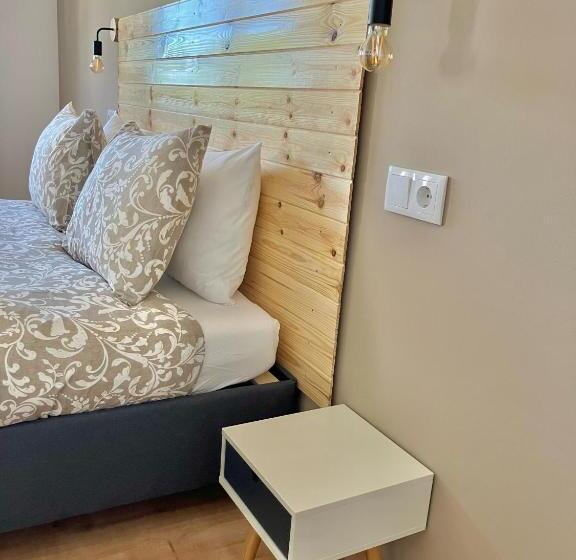 اتاق سوپریور با چشمانداز دریا, The Globetrotter's Inn