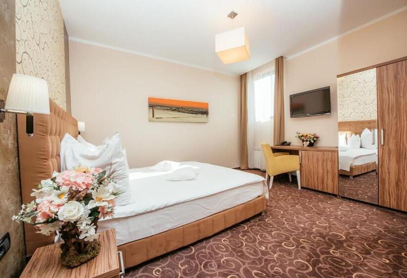اتاق استاندارد, C Guest House