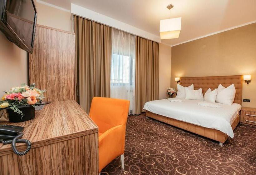 Comfort room with balcony, C Guest House