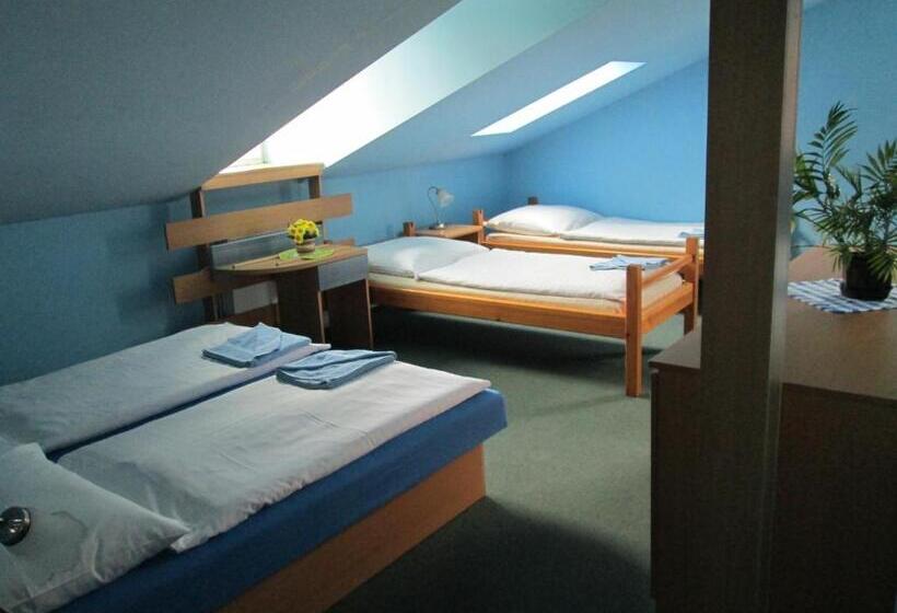 חדר סטנדרט לארבעה, Union