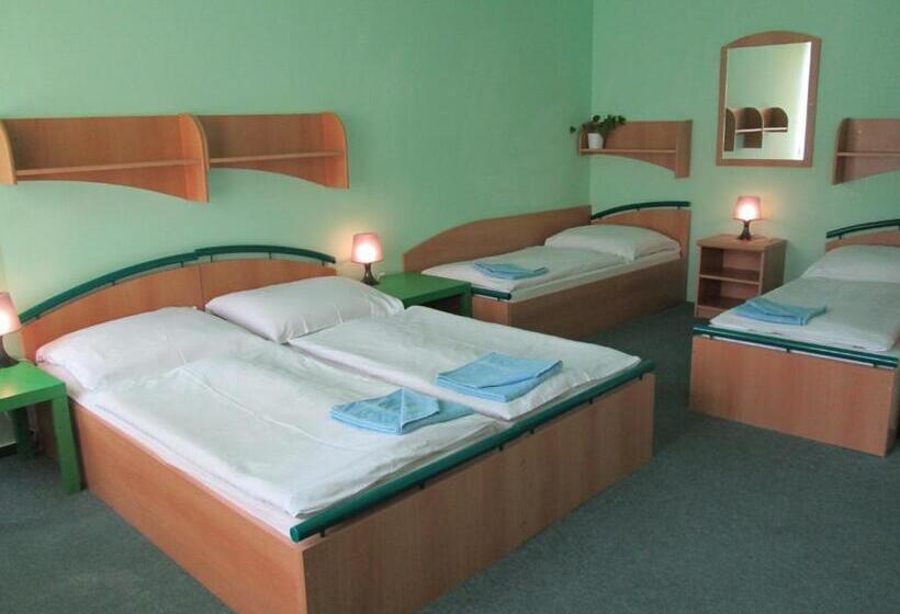 חדר סטנדרט לארבעה, Union