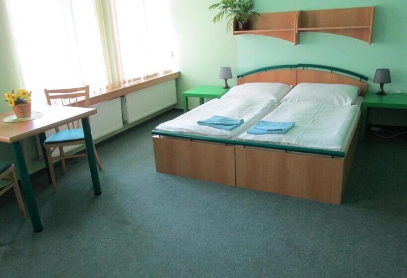 חדר סטודיו סטנדרד, Union