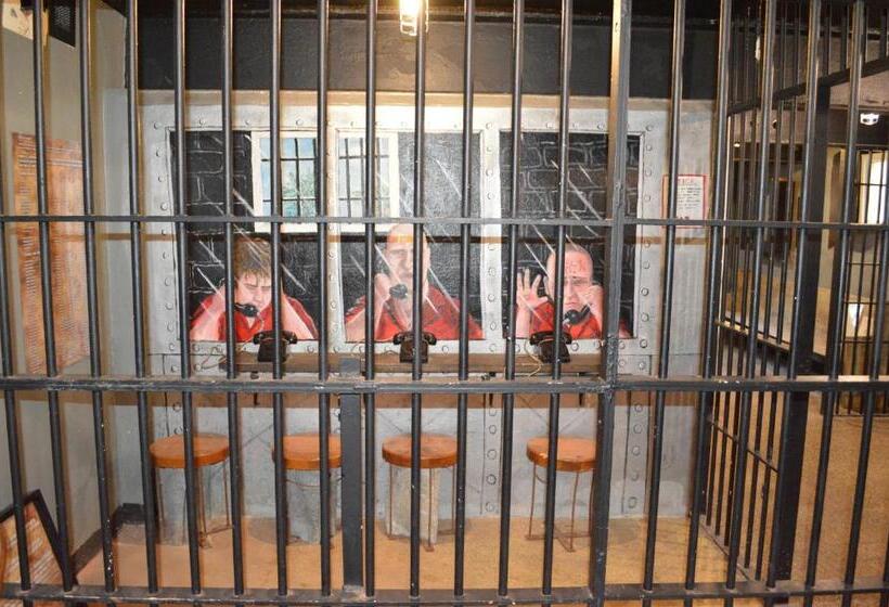 غرفة عائلية حمام مشترك, The King George Inn