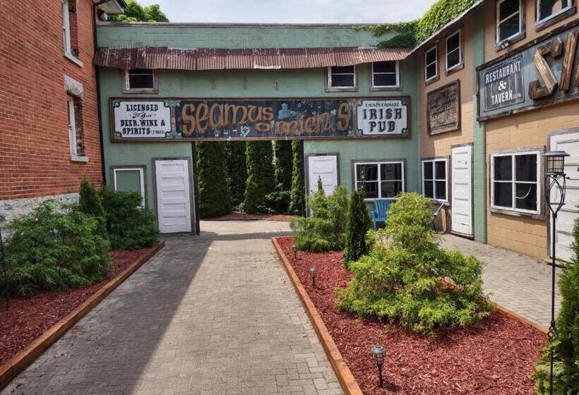 高级三人间, The King George Inn