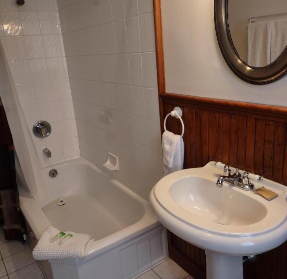 غرفة سوبيريور, The King George Inn