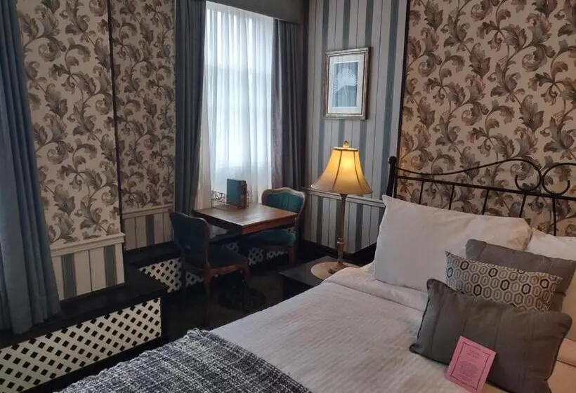 デラックスルーム, The King George Inn
