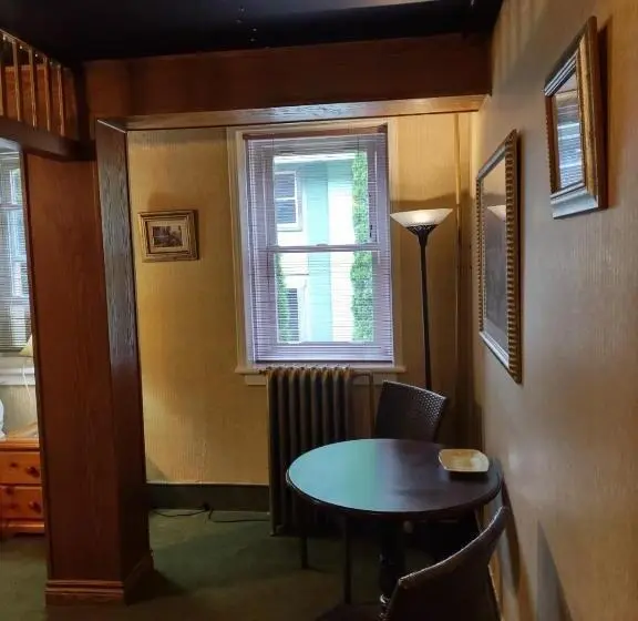 ガーデンビュースタンダード４ベッドルーム, The King George Inn
