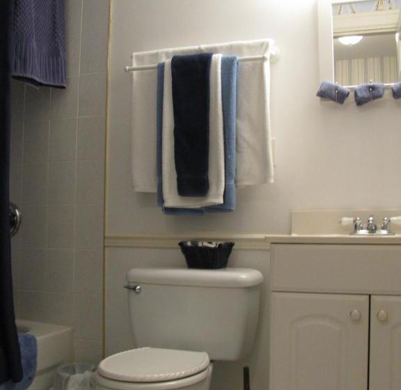 غرفة سوبيريور رباعية, The King George Inn