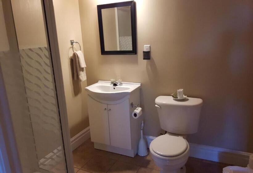 منزل غرفة نوم واحدة, The King George Inn