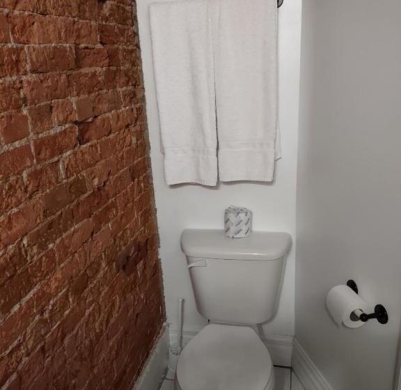 غرفة قياسية مزوَّدة بجاكوزي, The King George Inn