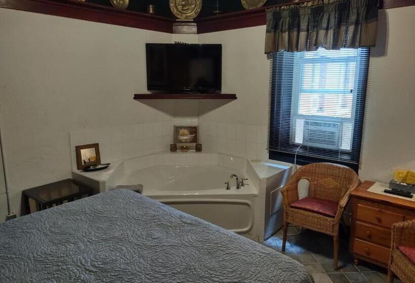 غرفة قياسية مزوَّدة بجاكوزي, The King George Inn