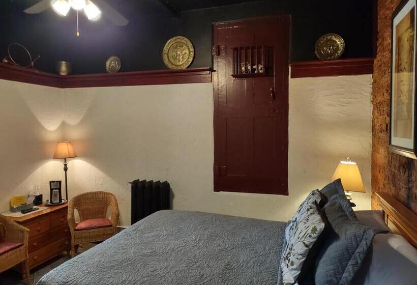 غرفة قياسية مزوَّدة بجاكوزي, The King George Inn