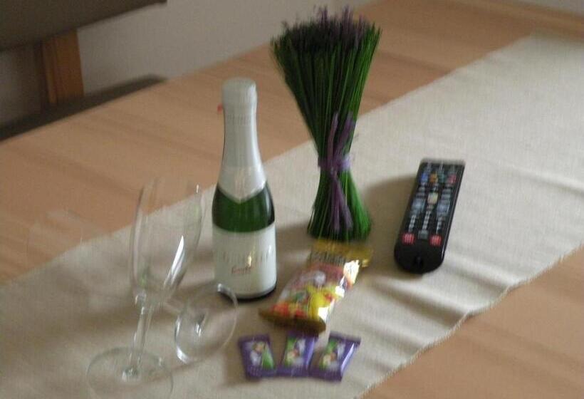 Апартаменты 2 Спальни с Балконом, Berghof Geisler