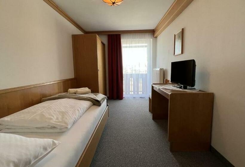 اتاق استاندارد یک تخته با بالکن, Berghotel Türlwand